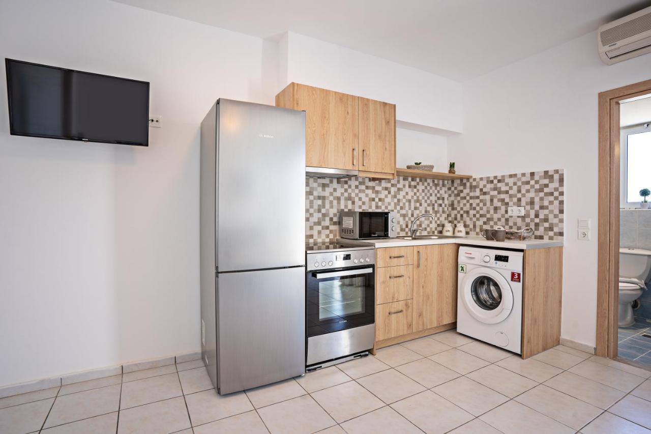 Magnisía Azure Seaside Apts מראה חיצוני תמונה