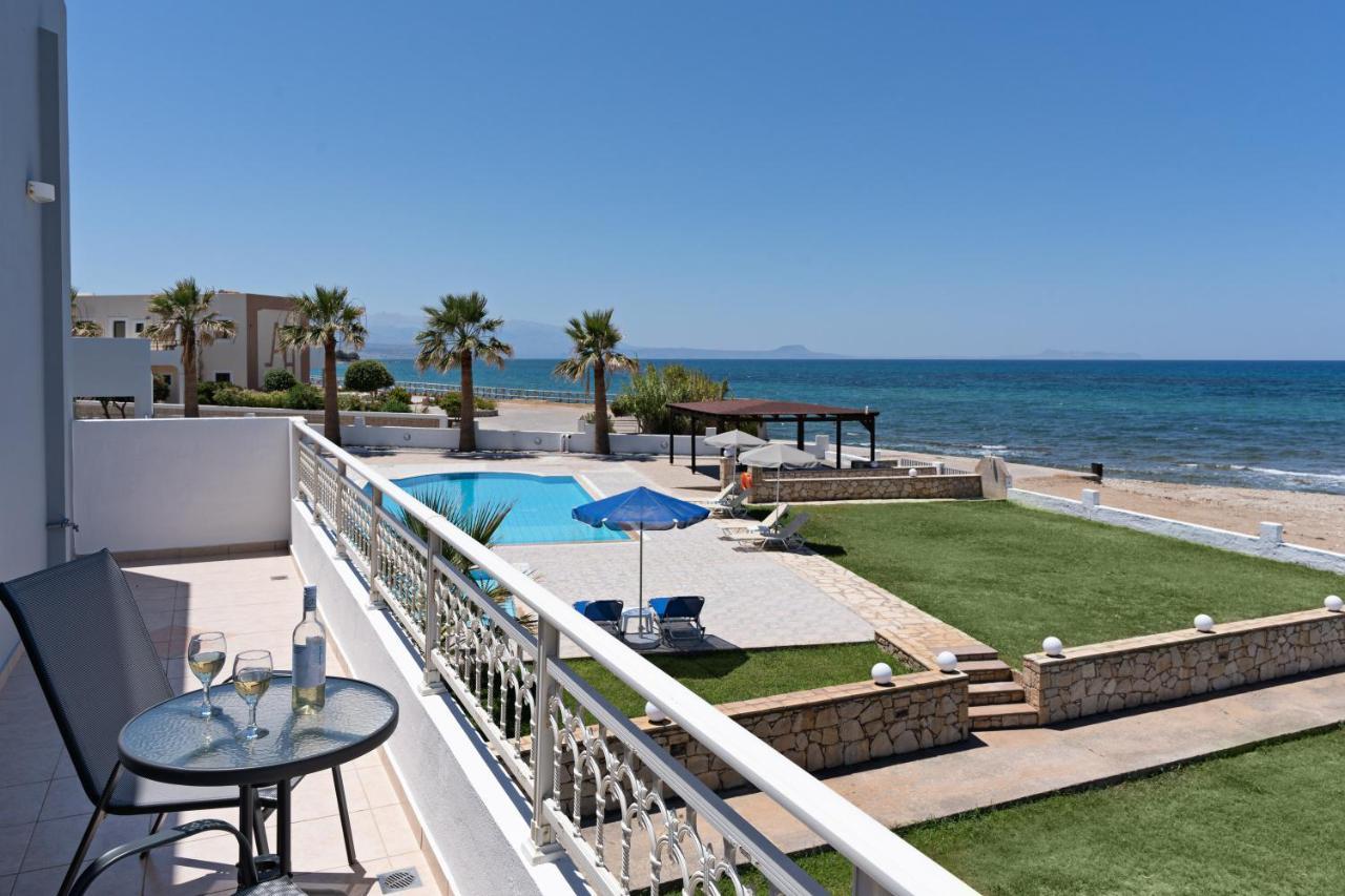 Magnisía Azure Seaside Apts מראה חיצוני תמונה